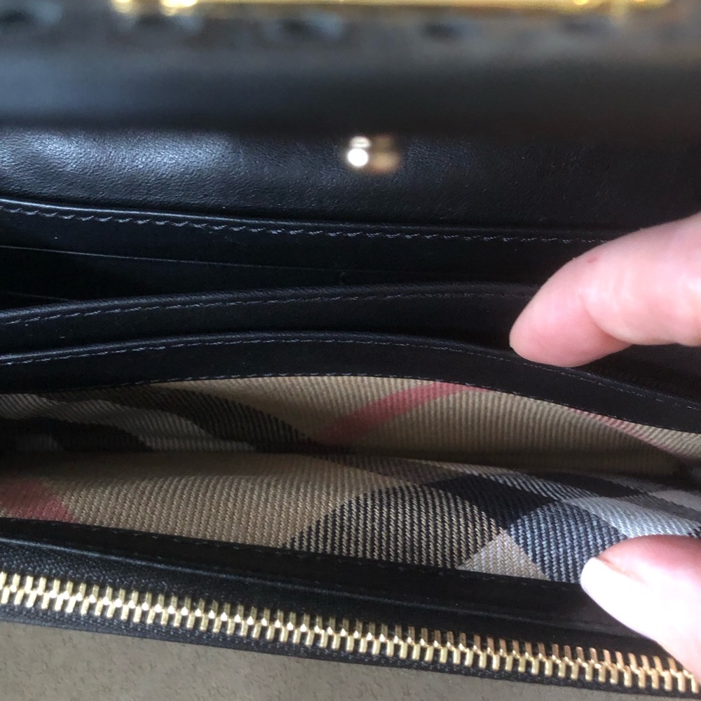 Burberry Wallet - Picture 2 of 4